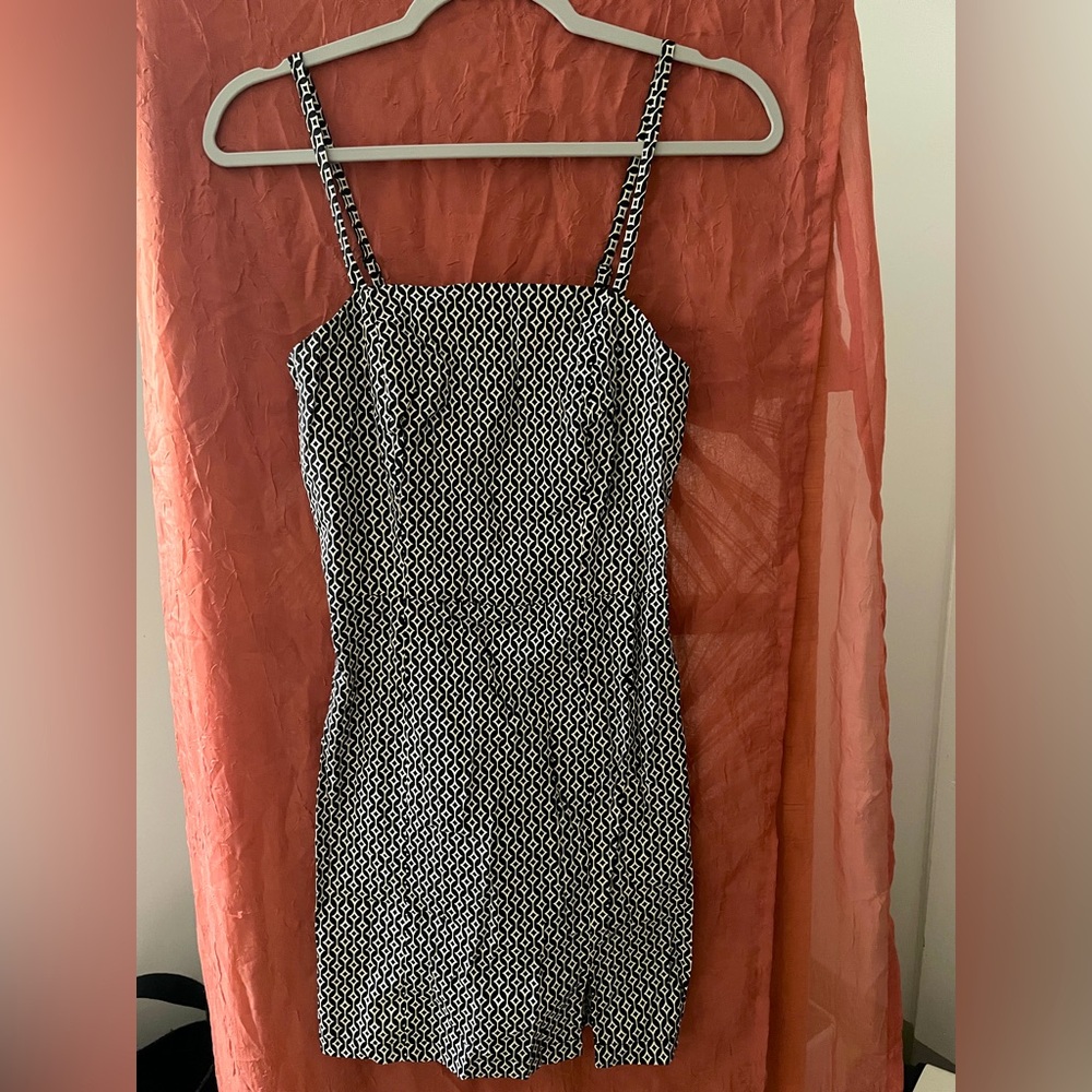 Size small printed paisley body con midi dress size small